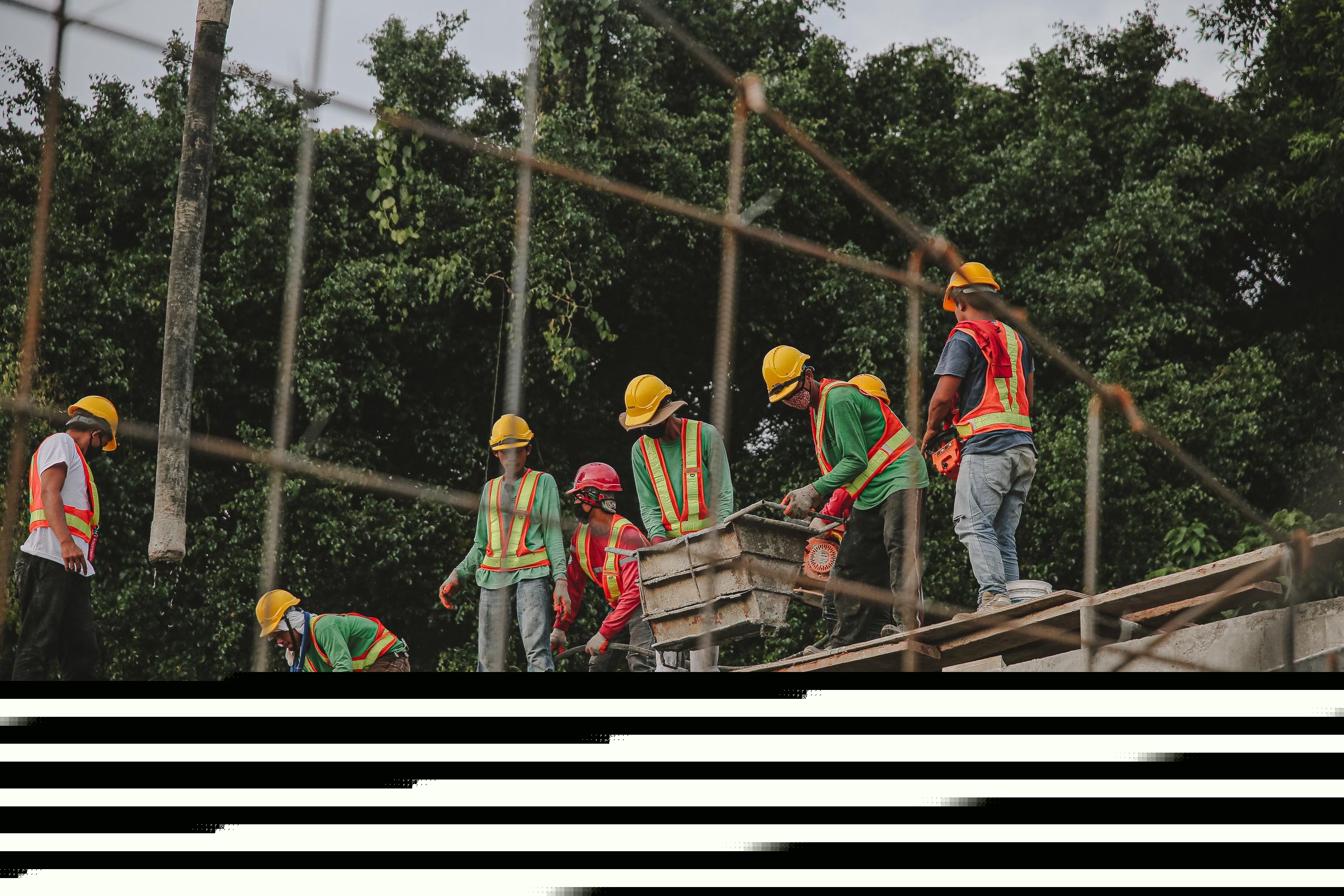 DuraCoat crew working together on site